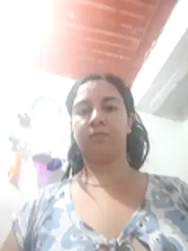 Snapshot of Camila-Valverde chatting on 02-05-26, 02:33 Camila-Valverde online show from 02-05-26, 02:33