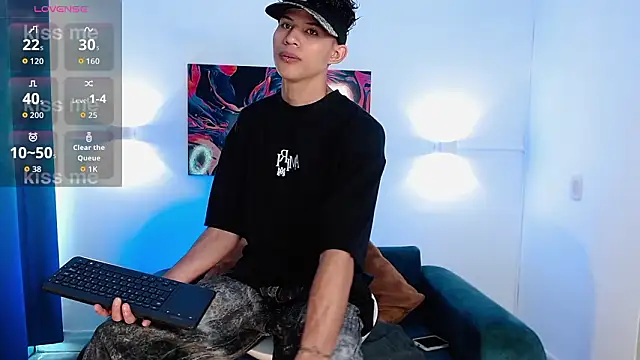 KamiSuarez online show from 02-18-26, 06:26