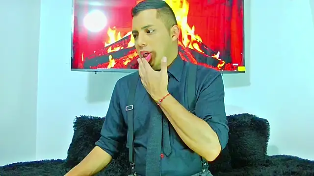 Snapshot of Mike_Fetiche chatting on 11-14-25, 03:16 Mike Fetiche online show from 11-14-25, 03:16