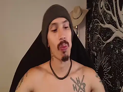 Snapshot of mateos6_6 chatting on 11-29-25, 04:43 mateos6 6 online show from 11-29-25, 04:43