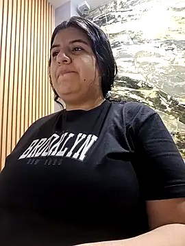 Snapshot of Naaoomii1 chatting on 10-30-25, 12:17 Naaoomii1 online show from 10-30-25, 12:17