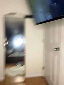 sluttyAlly21  online show from 10-28-25, 08:40