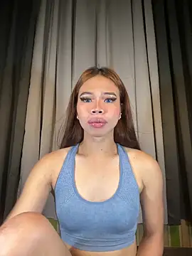 Snapshot of kierra_fox chatting on 11-06-25, 02:56 kierra fox online show from 11-06-25, 02:56