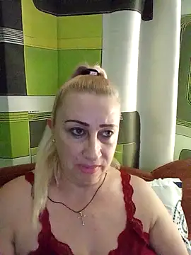 Esenia505 online show from 12-15-25, 03:05