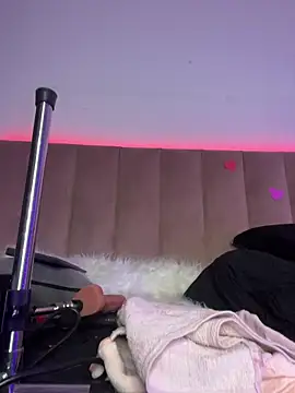 AshleyWinslow online show from 02-20-26, 06:26