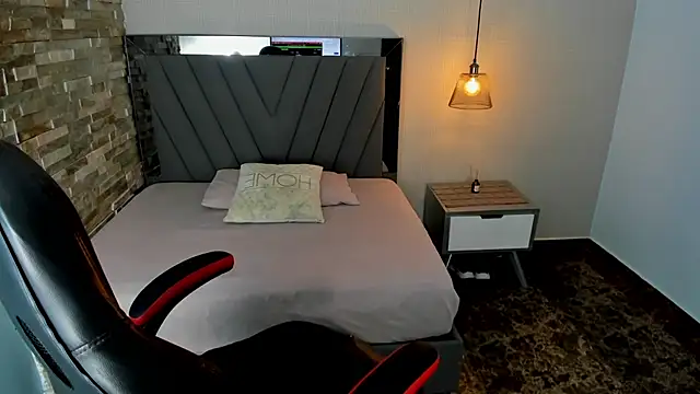 Snapshot of JANET_PARK3 chatting on 11-01-25, 01:35 JANET PARK3 online show from 11-01-25, 01:35