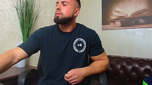 HayesWood online show from 11-29-25, 05:43