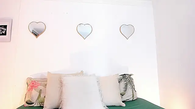 julialex  online show from 03-05-26, 06:59