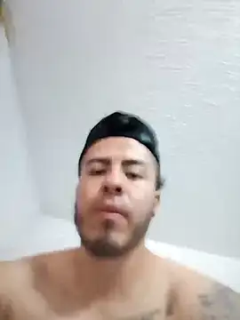 Snapshot of comelonculos chatting on 10-28-25, 09:28 comelonculos online show from 10-28-25, 09:28