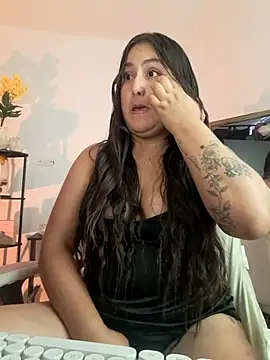 Snapshot of Amelia08 chatting on 11-10-25, 08:30 Amelia08 online show from 11-10-25, 08:30