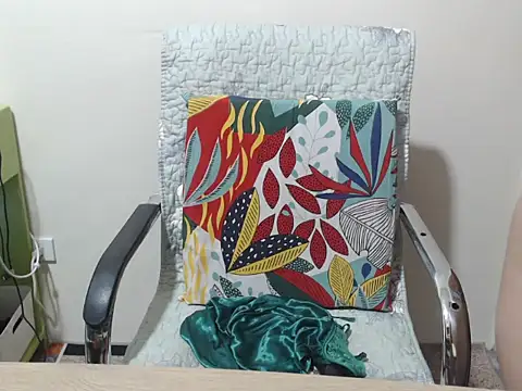 Wet oliviaxxx online show from 04-17-26, 12:19