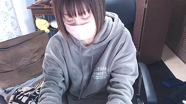 Snapshot of YUNONNON chatting on 02-07-26, 05:00 YUNONNON online show from 02-07-26, 05:00
