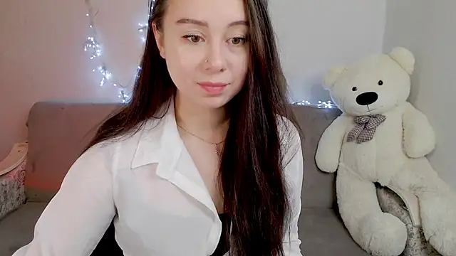 WOWalina online show from 10-30-25, 01:51