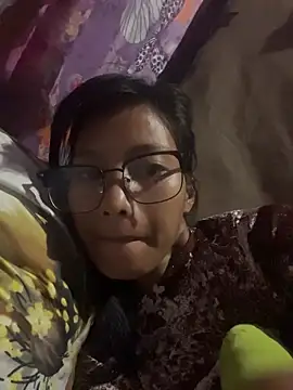 hottiebabe23 online show from 11-15-25, 08:49