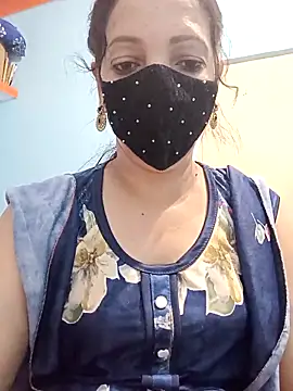 Snapshot of Priyaa_telugu chatting on 10-31-25, 06:09 Priyaa telugu online show from 10-31-25, 06:09