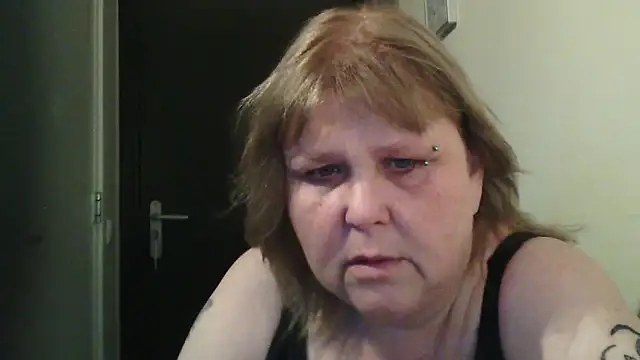 Sylviastar46 online show from 02-19-26, 07:48