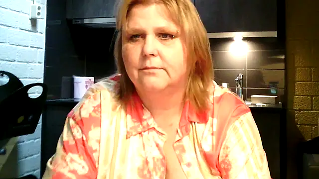 Sylviastar46 online show from 03-07-26, 08:55