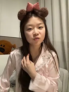 xiaojingzi66 online show from 04-28-26, 05:07