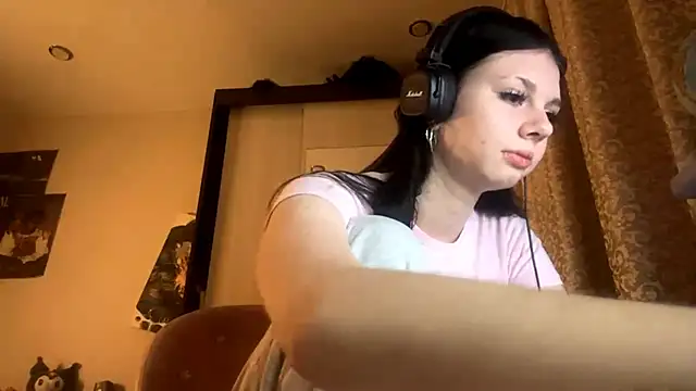 AnGallo online show from 11-17-25, 06:14