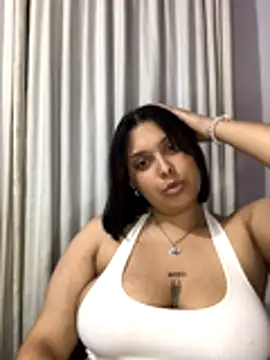 Snapshot of spicy081 chatting on 10-29-25, 08:32 spicy081 online show from 10-29-25, 08:32