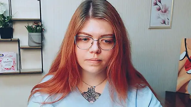 Snapshot of Lina_ri_ chatting on 10-29-25, 11:34 Lina ri online show from 10-29-25, 11:34