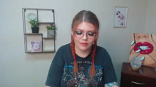 Lina ri  online show from 11-10-25, 08:52