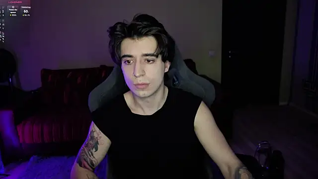 Yofukashii online show from 03-18-26, 03:26