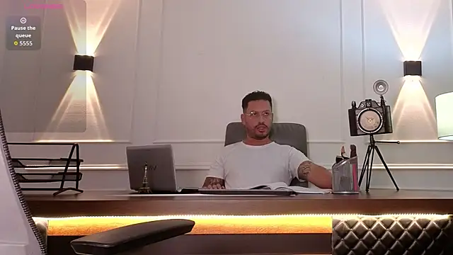 Snapshot of boysonfiree chatting on 11-01-25, 12:07 boysonfiree online show from 11-01-25, 12:07