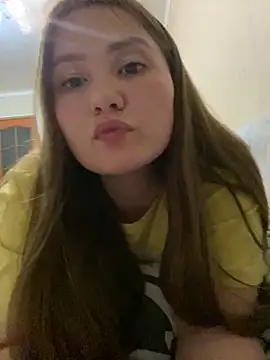 Snapshot of Regina_Lynne chatting on 11-03-25, 03:46 Regina Lynne online show from 11-03-25, 03:46