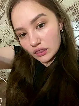 Snapshot of Regina_Lynne chatting on 11-05-25, 03:56 Regina Lynne online show from 11-05-25, 03:56