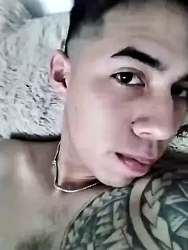 Fede26Zonasur online show from 11-30-25, 01:48