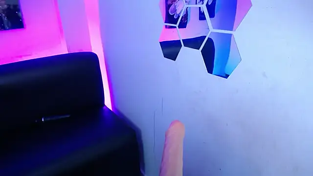 roseefancy19 online show from 11-12-25, 12:05