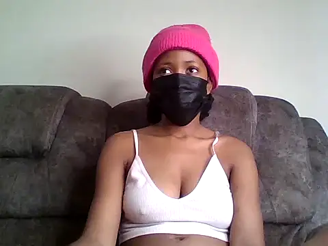 Snapshot of marefentse chatting on 11-03-25, 09:32 marefentse online show from 11-03-25, 09:32