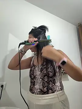 Snapshot of MailynAndNick chatting on 02-23-26, 02:03 MailynAndNick online show from 02-23-26, 02:03