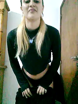 larubia arg online show from 11-06-25, 03:51