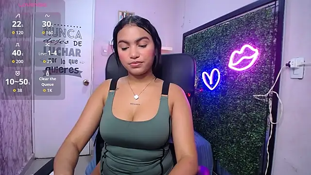 valeria martinez19 online show from 11-20-25, 04:12