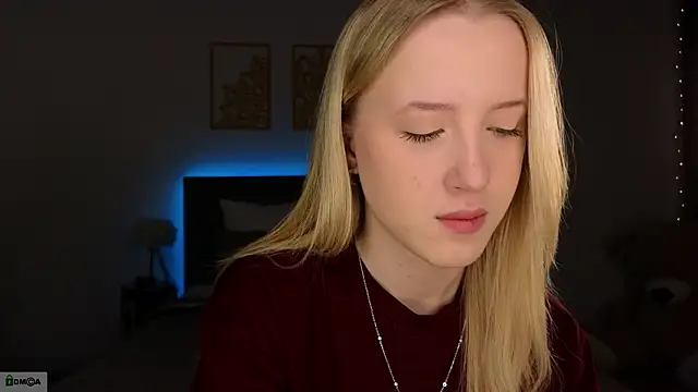 Snapshot of adele_armass chatting on 02-20-26, 09:26 adele armass online show from 02-20-26, 09:26