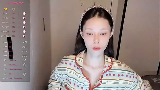 yuyu-33 online show from 11-11-25, 12:32