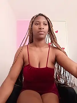 EvonyFoxxx online show from 02-20-26, 03:45