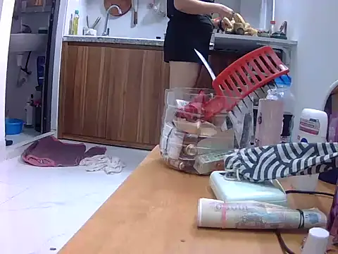 Drizzle-Rian online show from 11-19-25, 03:28