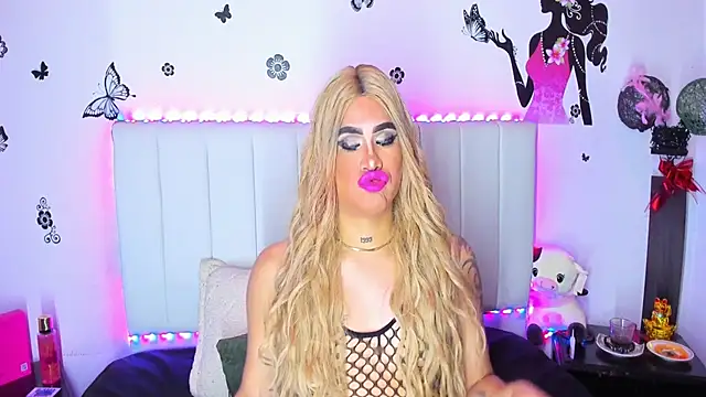 melani ferraraa  online show from 02-18-26, 03:35