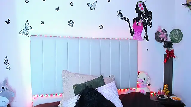 melani ferraraa  online show from 02-24-26, 03:48