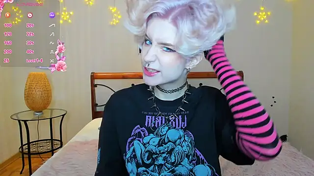 Angel Julles online show from 11-22-25, 01:15