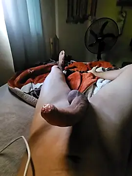 Snapshot of R_D_G_S chatting on 11-01-25, 10:45 R D G S online show from 11-01-25, 10:45