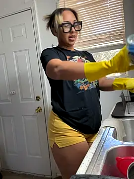 prettylildes online show from 11-09-25, 09:13