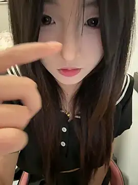 Snapshot of minnie566 chatting on 12-05-25, 06:11 minnie566 online show from 12-05-25, 06:11