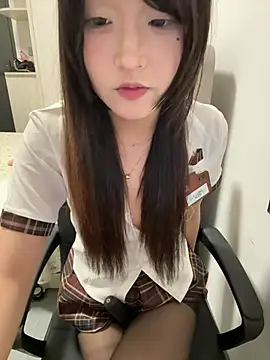 Snapshot of minnie566 chatting on 02-28-26, 08:15 minnie566 online show from 02-28-26, 08:15