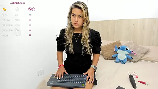 camila borbon online show from 01-12-26, 11:26