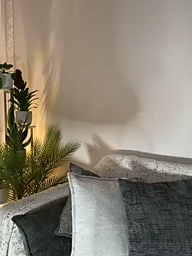 HotLdyllic online show from 04-17-26, 02:20