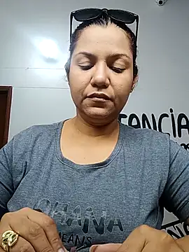 Samaraa Lee online show from 11-17-25, 11:49